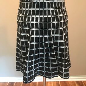 Cynthia Crowley Black & White Knit Skirt